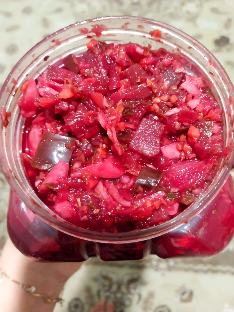 یهو شدید هوس ترشی کردم حامله نباشم صلوات😂