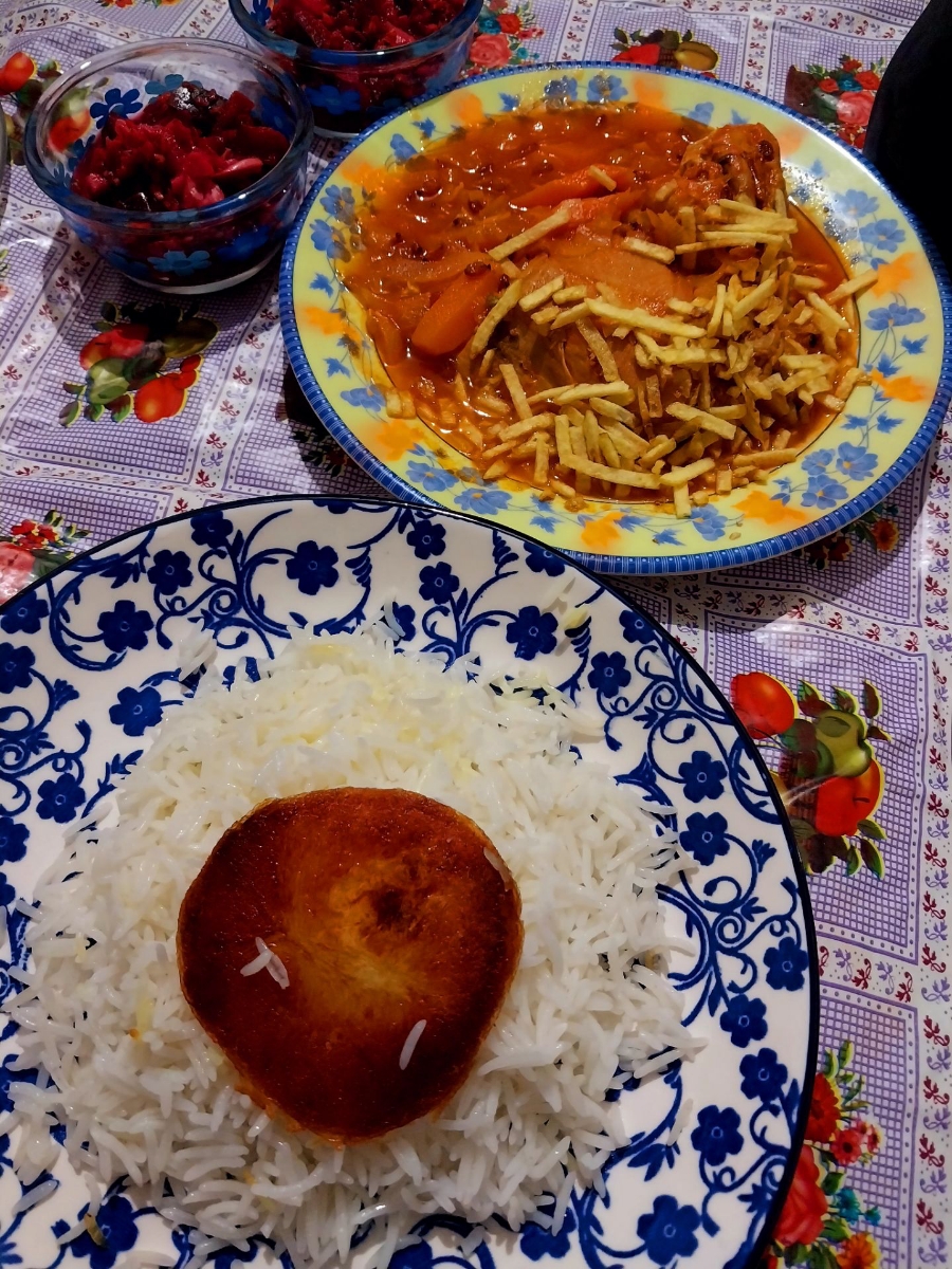 عکس خوشمزه هاتون که درست کردین و. بفرستید.تا ایده بگیریم از هم اسمشو هم. بگین
بحث متفرقه ممنوع🚫غذاها. و. دسرای روزانه ام که درست میکنید. میتونید. بزارین بزارین. تایپیک. موندگار باشه