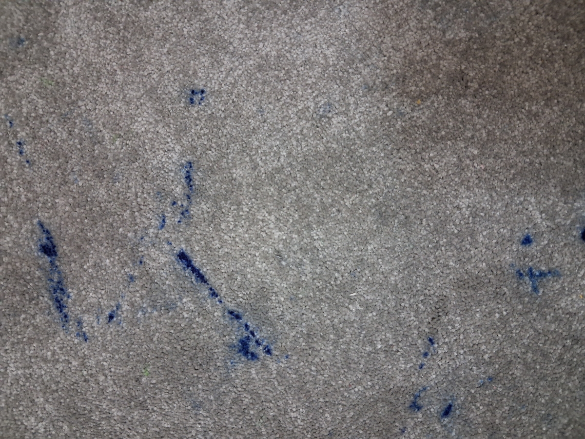 پاک کردن جوهر روی فرش