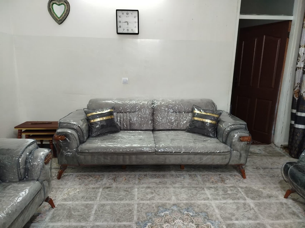 دوستان برای مبل هام یه نظر میدید اونایی که تجربه مبل روشن دارید