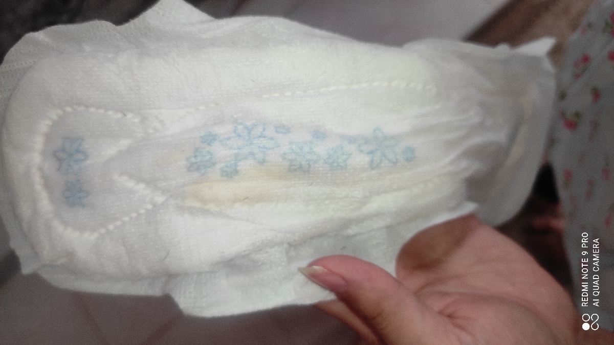 سلام خانم دکتر آیا این نشت کیسه آب می‌تونه باشه