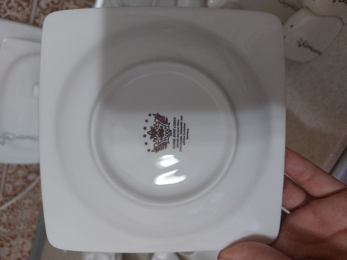 کسی میدونه قیمت این سرویس چینی حدودا چقدره؟