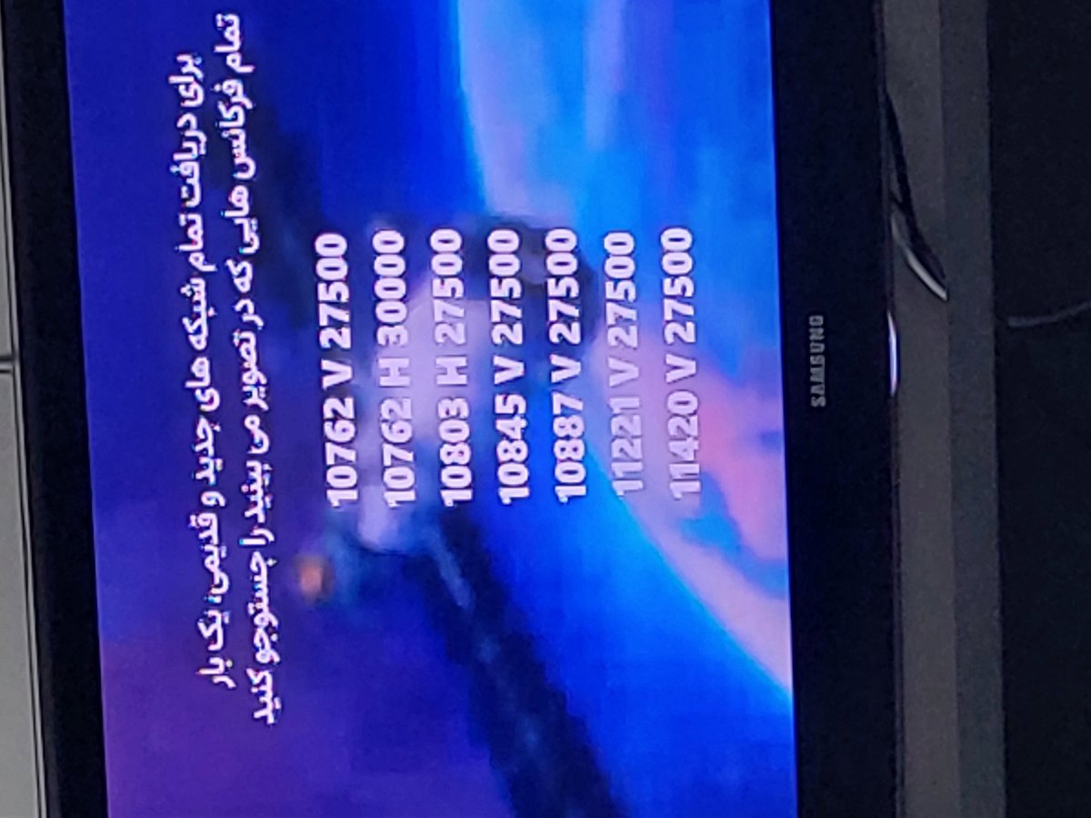خانما بیایین یه لحظه خانما بیایین یه لحظه