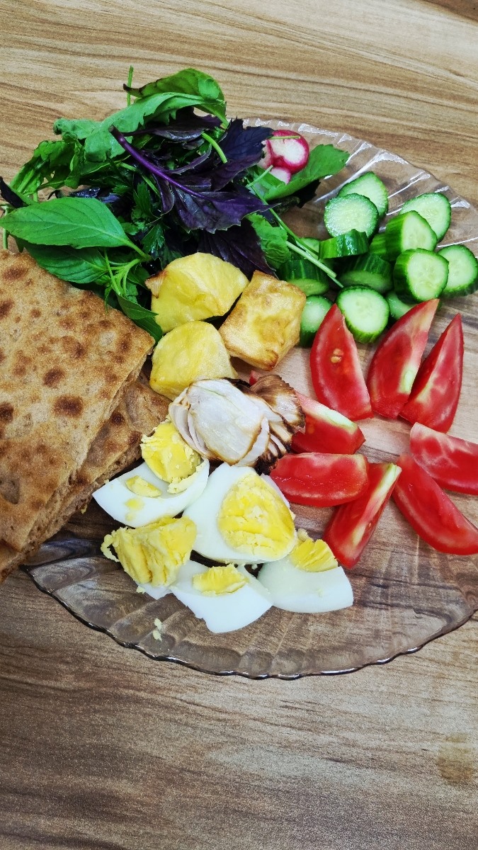دخترا بیایید رژیم 💪🥦🥬🍏🥕