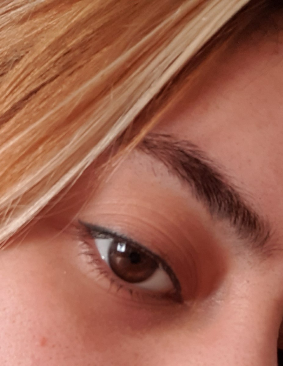 لب خوشرنگتر بشه چه کار آرایشی باید انجام بدم، لب خوشرنگتر بشه چه کار آرایشی باید انجام بدم،